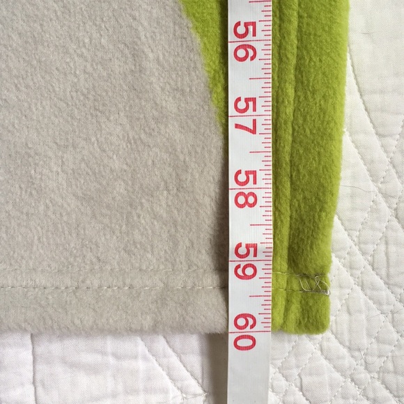 Marimekko Blanket Throw Fleece Kivet Green Gray - Picture 8 of 13